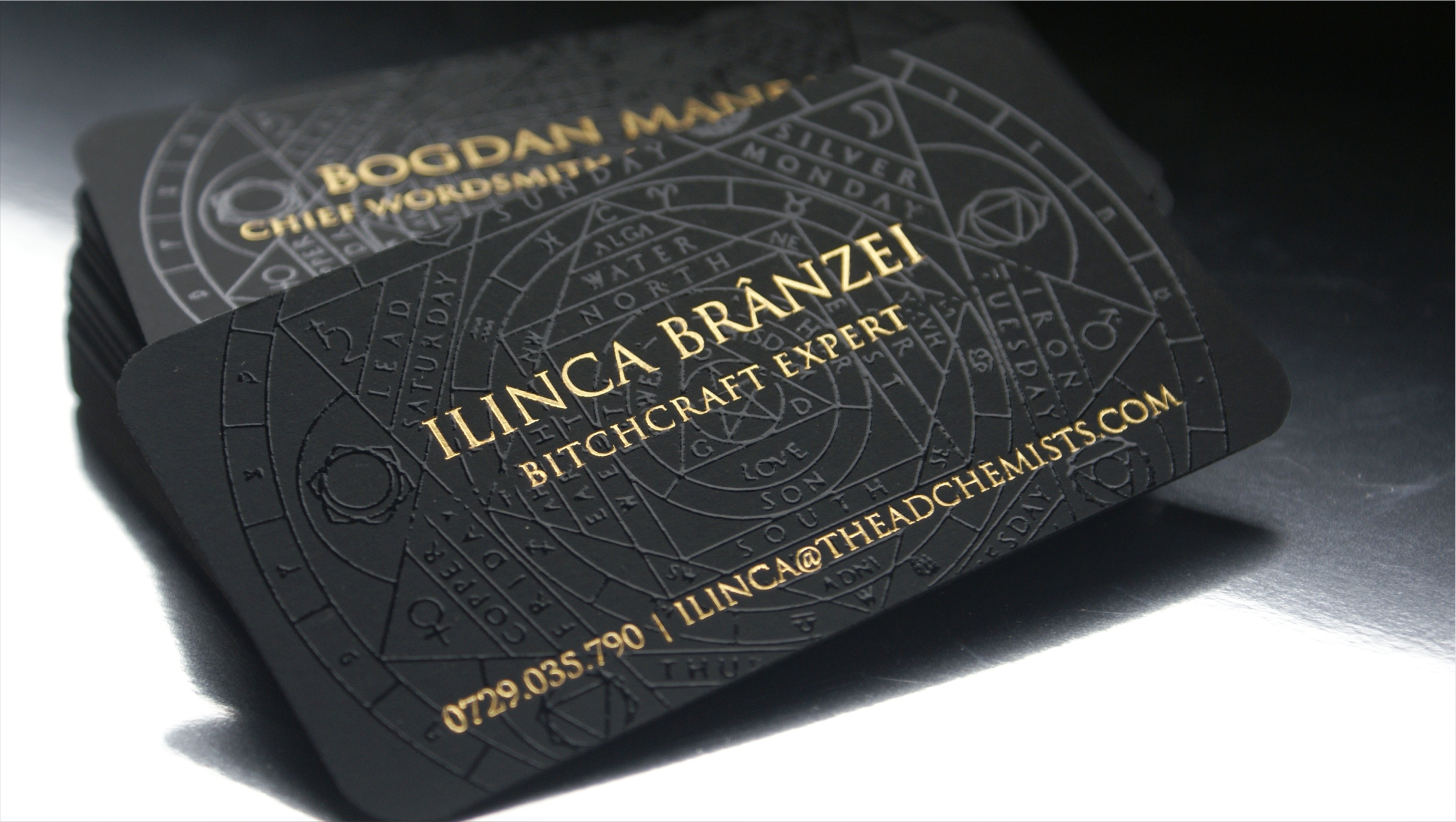 Luxury business cards London - gold foil & spot varnish